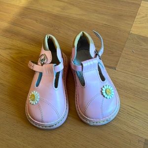 Pink baby girls shoes size 13 used